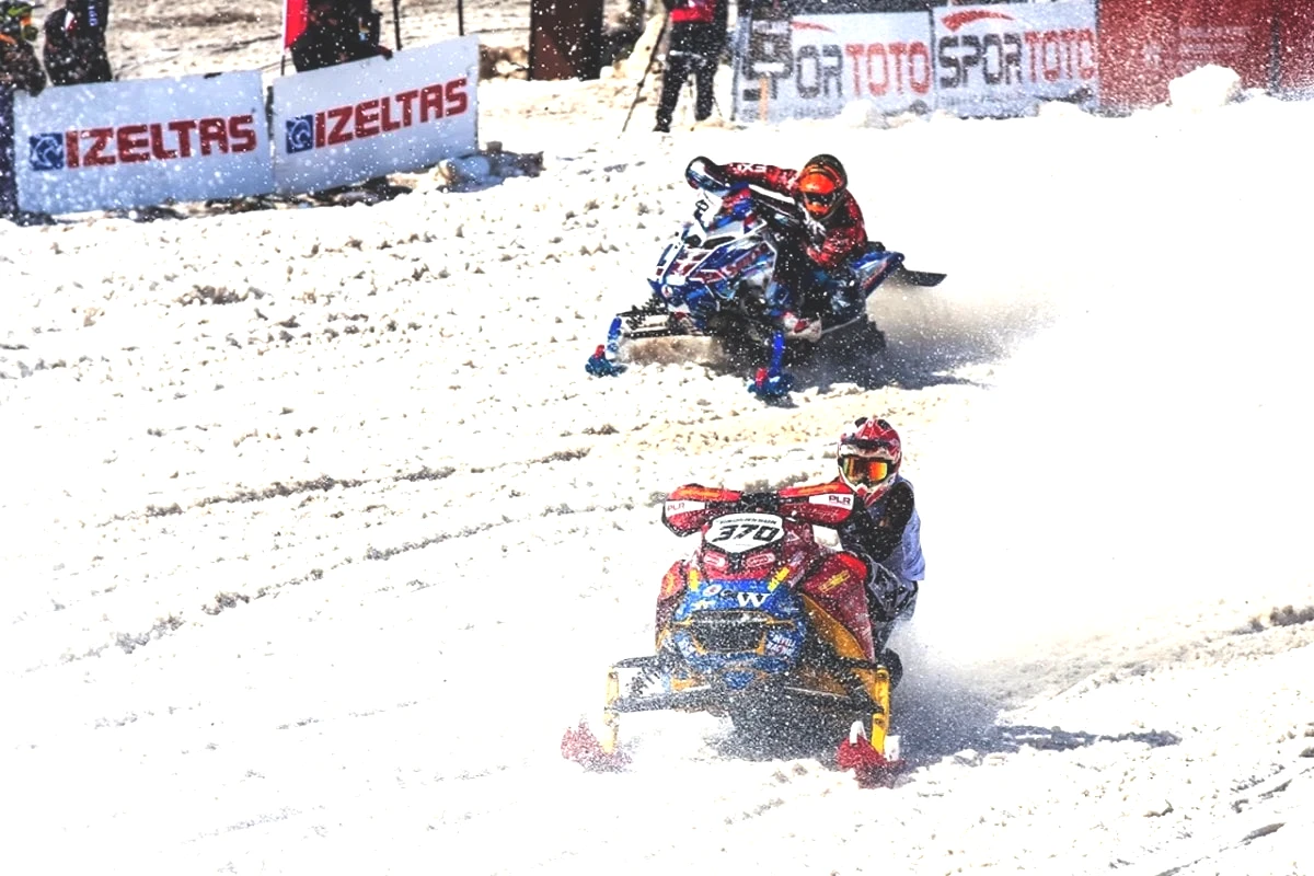 dunya-kar-motosikleti-sampiyonasinda-finalde-yarisacak-sporcular-belli-oldu-4.jpg